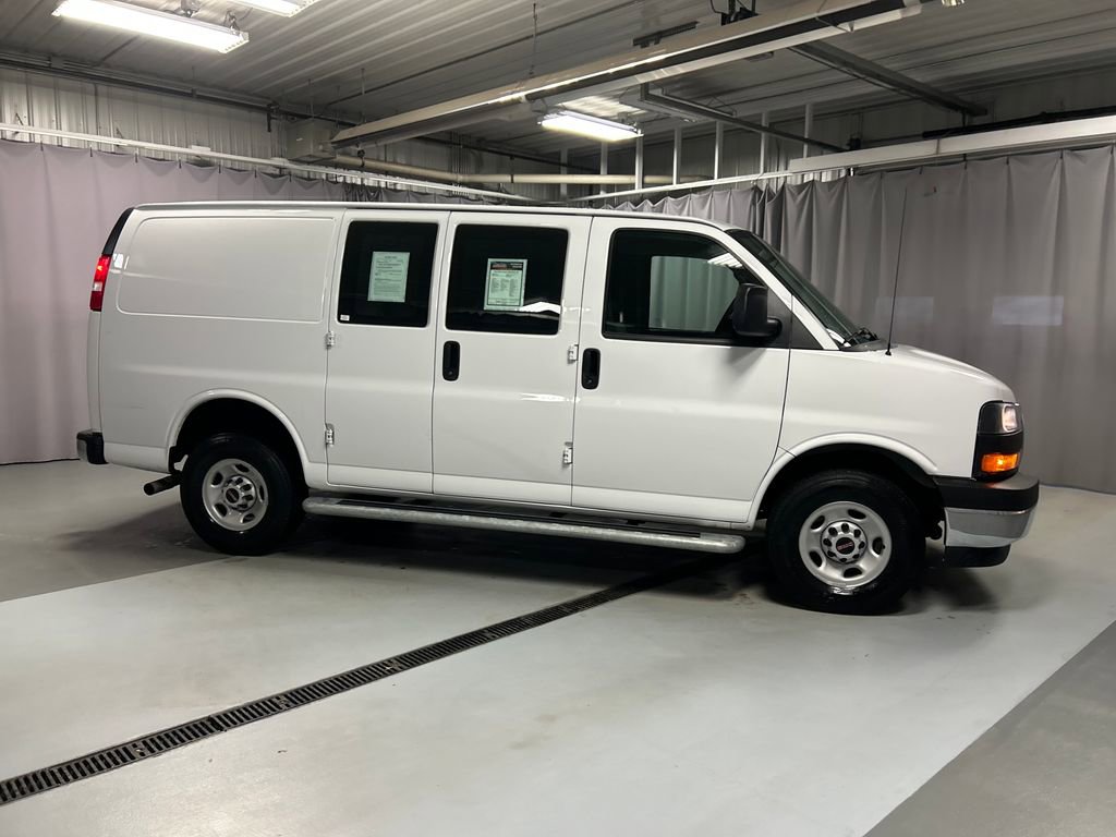 Used 2024 GMC Savana 2500 w/ Driver Convenience Package image 8