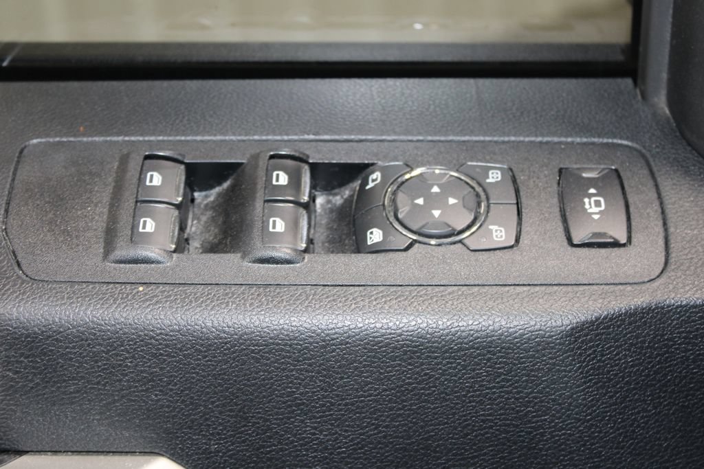 Used 2019 Ford F350 Lariat w/ Lariat Ultimate Package AWD/4WD image 25