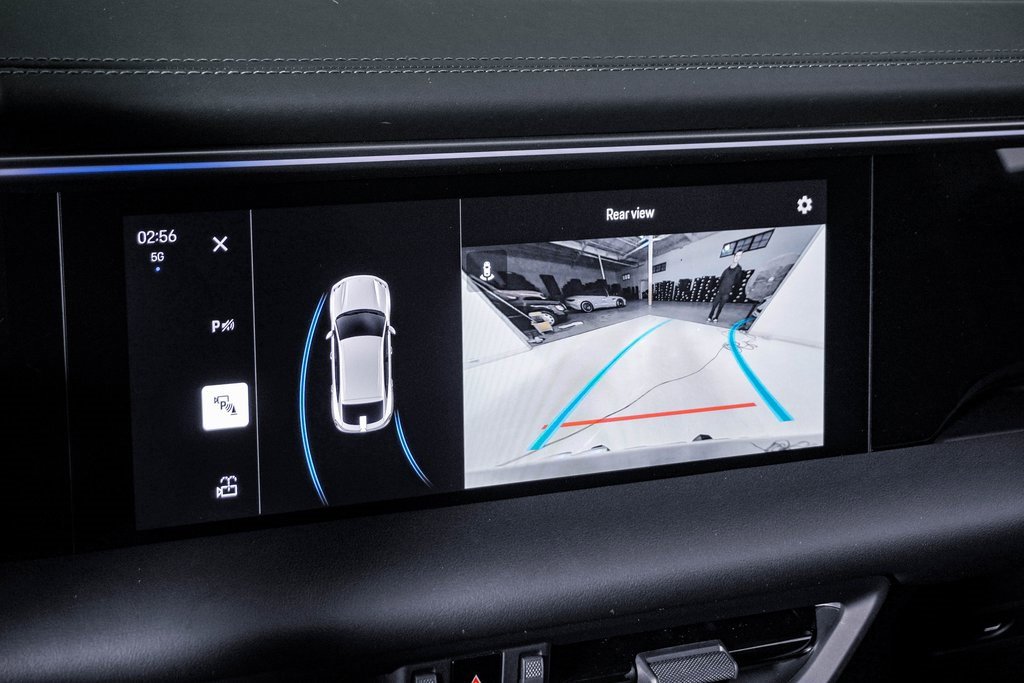 Certified 2025 Porsche Macan Electric image 23