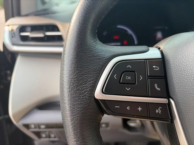 Used 2021 Toyota Sienna XLE w/ XLE Plus Package AWD/4WD image 19