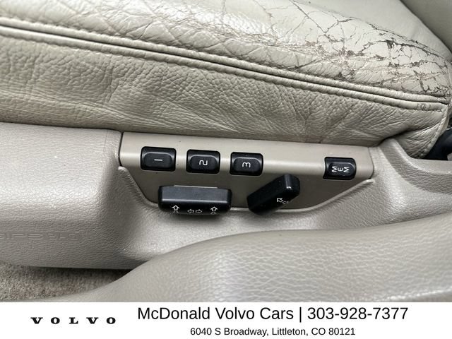 Used 2004 Volvo S80 2.5T AWD/4WD image 12