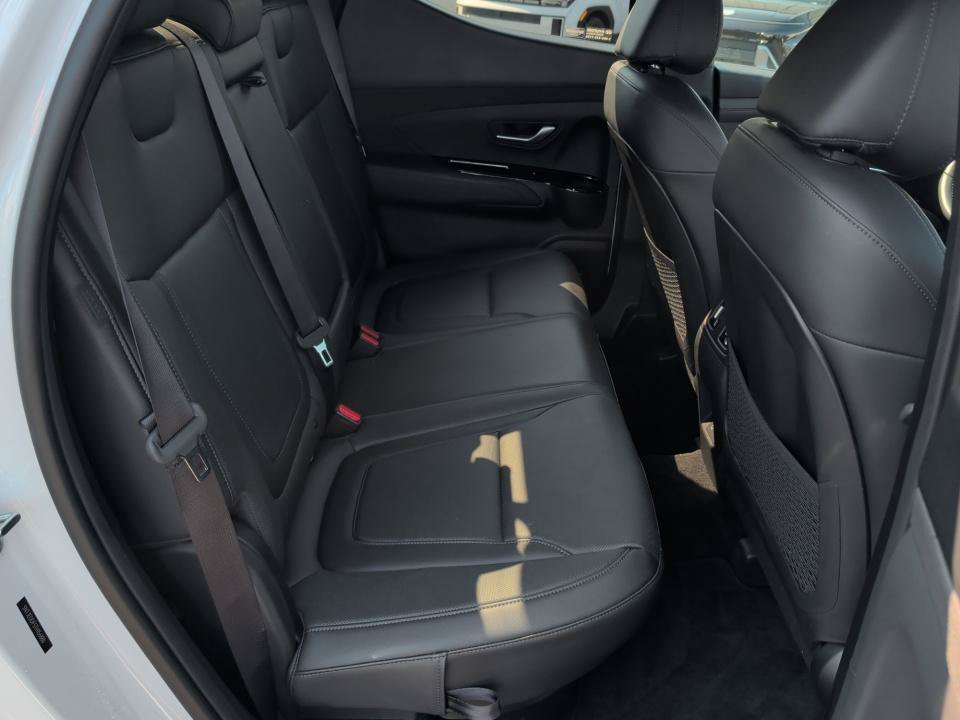 Certified 2026 Hyundai Santa Cruz Limited AWD/4WD image 29