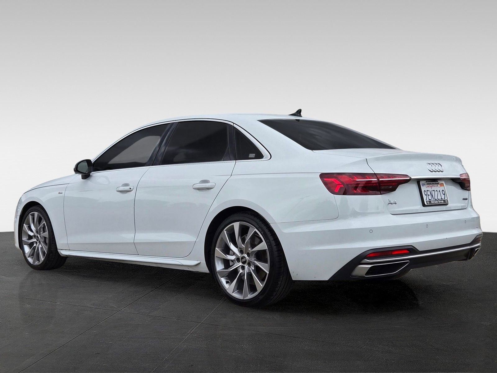 Used 2022 Audi A4 2.0T Premium Plus AWD/4WD image 6