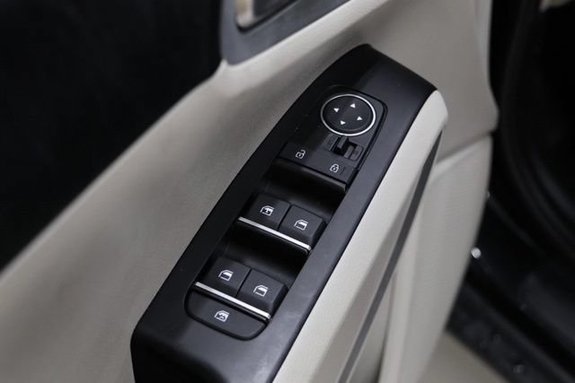 Used 2025 Kia Soul LX w/ LX Technology Package FWD image 19