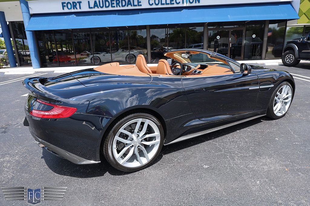 Used 2016 Aston Martin Vanquish Volante RWD image 6