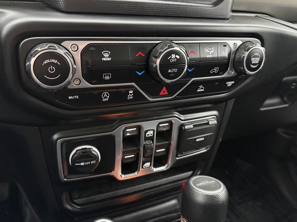 Used 2021 Jeep Gladiator Sport image 37