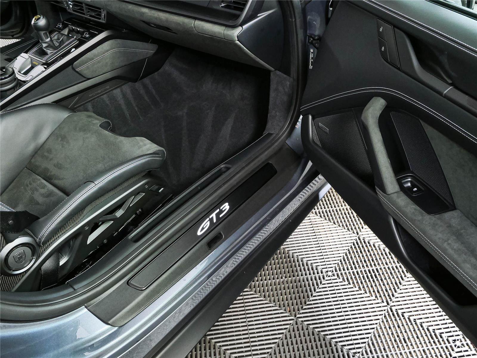 Certified 2026 Porsche 911 GT3 RWD image 22