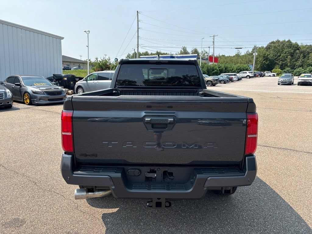 Used 2026 Toyota Tacoma 4x4 Double Cab image 6