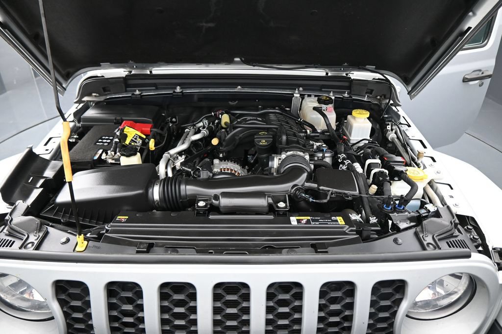 Used 2023 Jeep Gladiator Sport AWD/4WD image 29