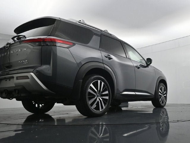 Used 2025 Nissan Pathfinder Platinum w/ Cargo Package AWD/4WD image 38