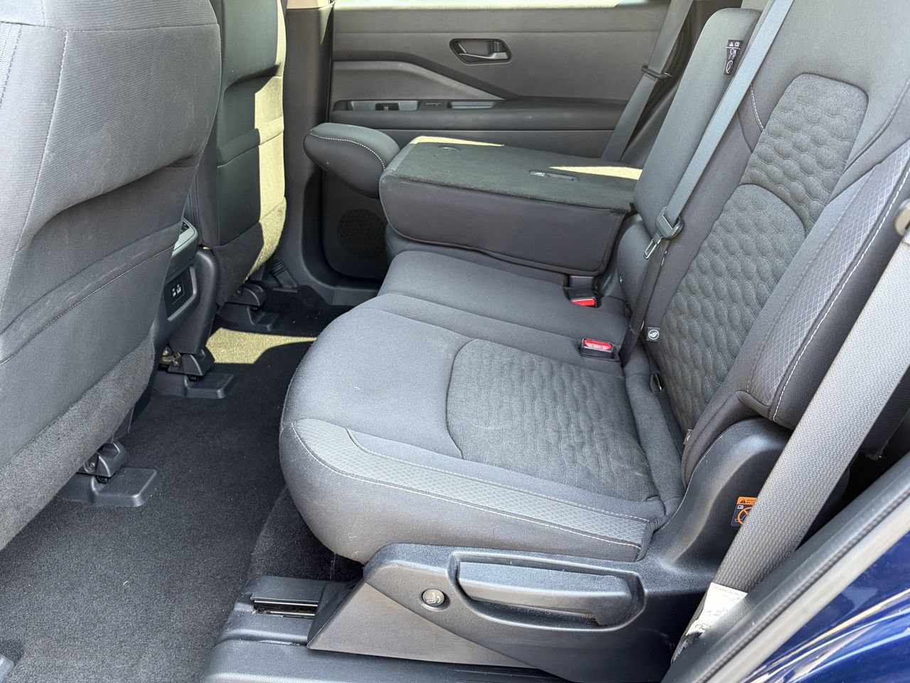 Certified 2025 Nissan Pathfinder SV AWD/4WD image 18