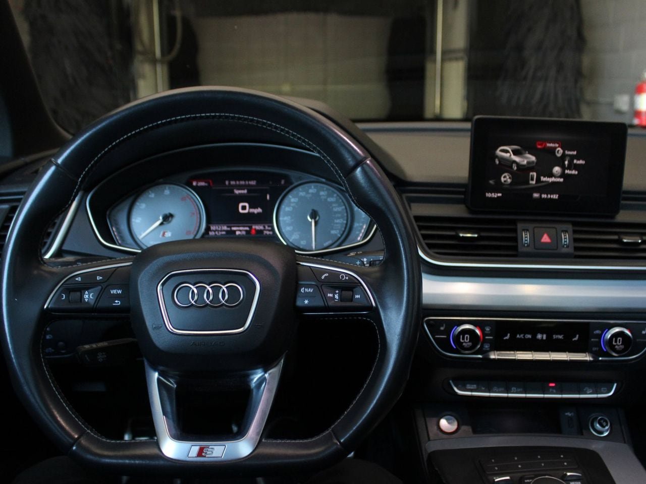Used 2020 Audi SQ5 Premium w/ Convenience Package AWD/4WD image 35
