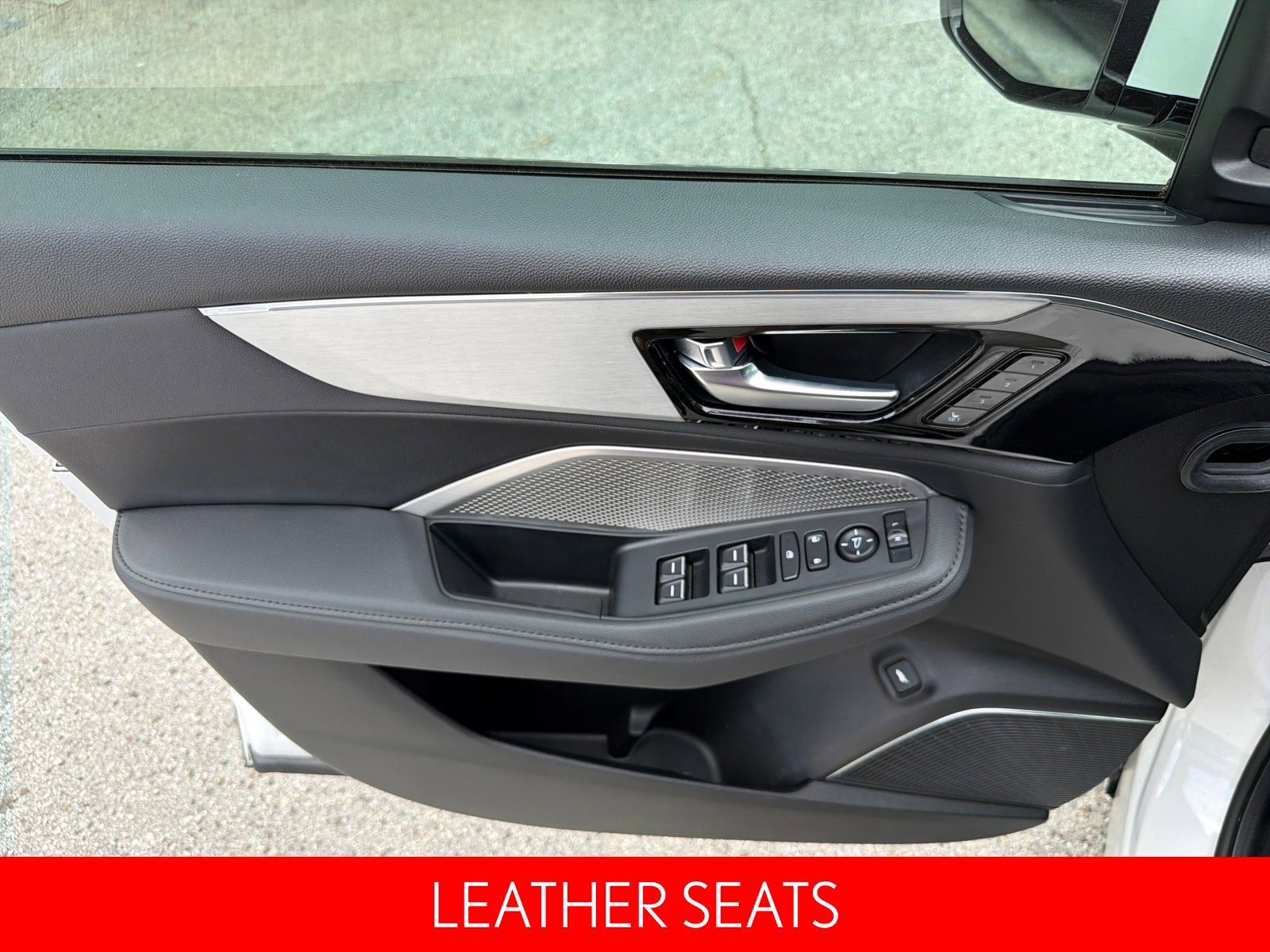 Used 2024 Acura MDX SH-AWD image 19