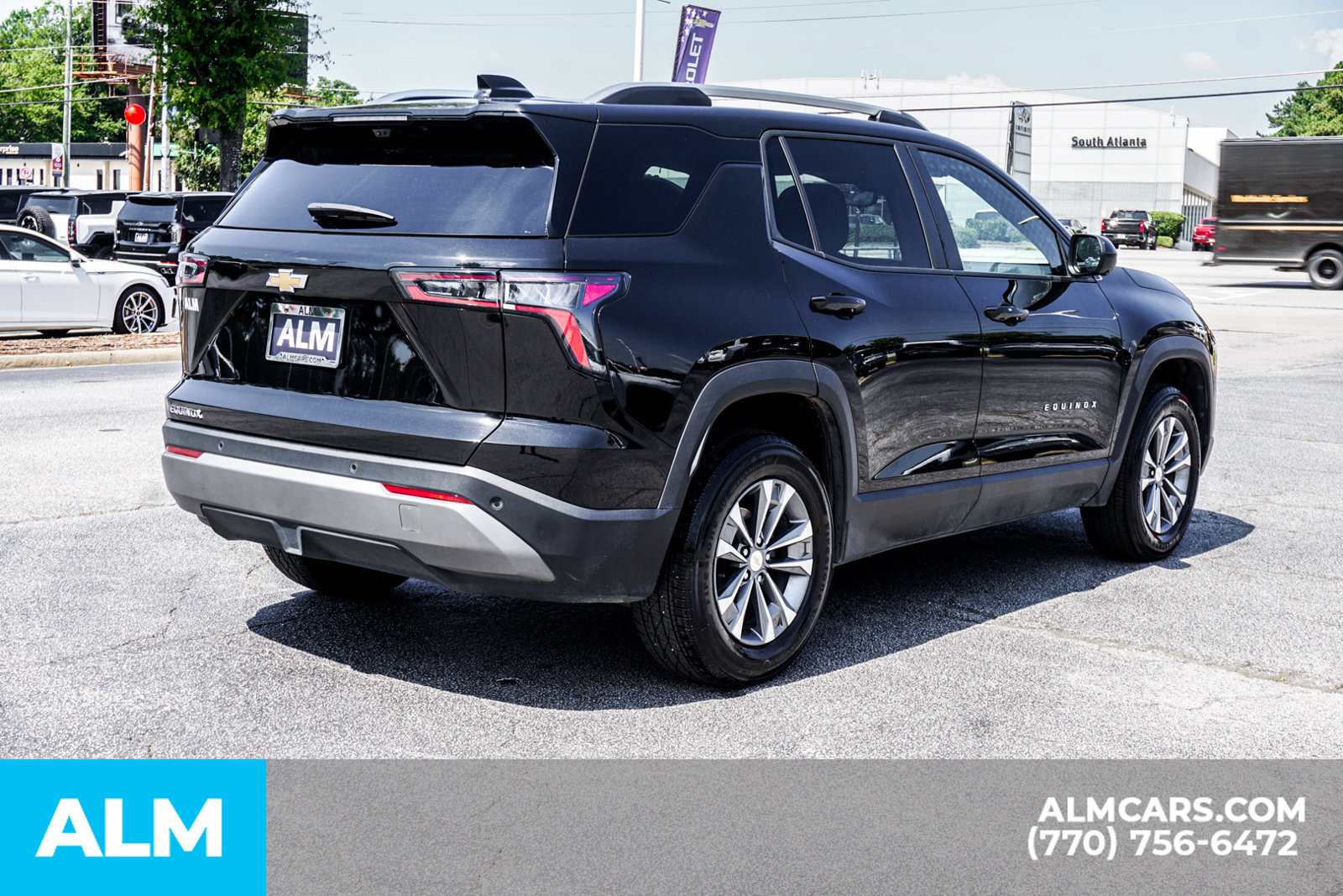 Used 2025 Chevrolet Equinox LT w/ Convenience Package II FWD image 6