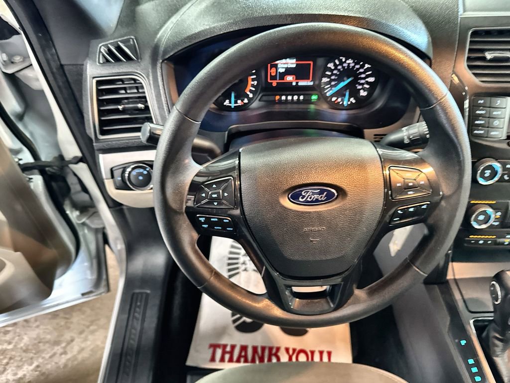 Used 2018 Ford Explorer FWD image 17