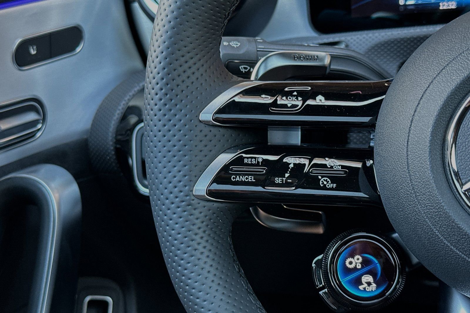 New 2025 Mercedes-Benz CLA 35 AMG 4MATIC image 28
