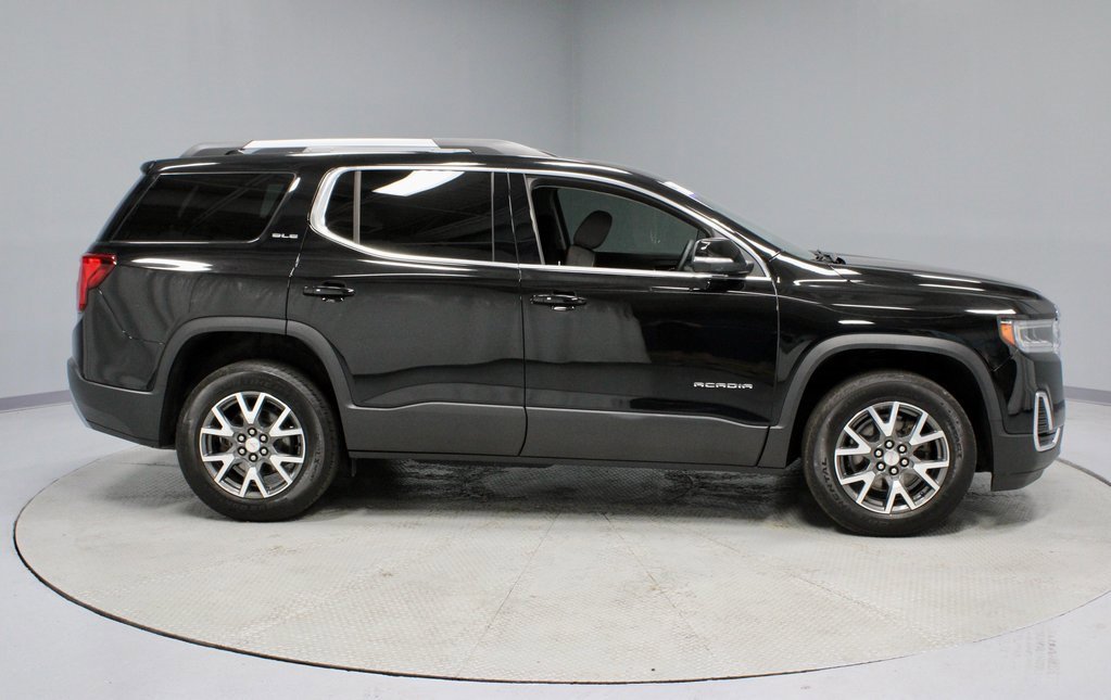 Used 2023 GMC Acadia SLE w/ Driver Convenience Package image 5