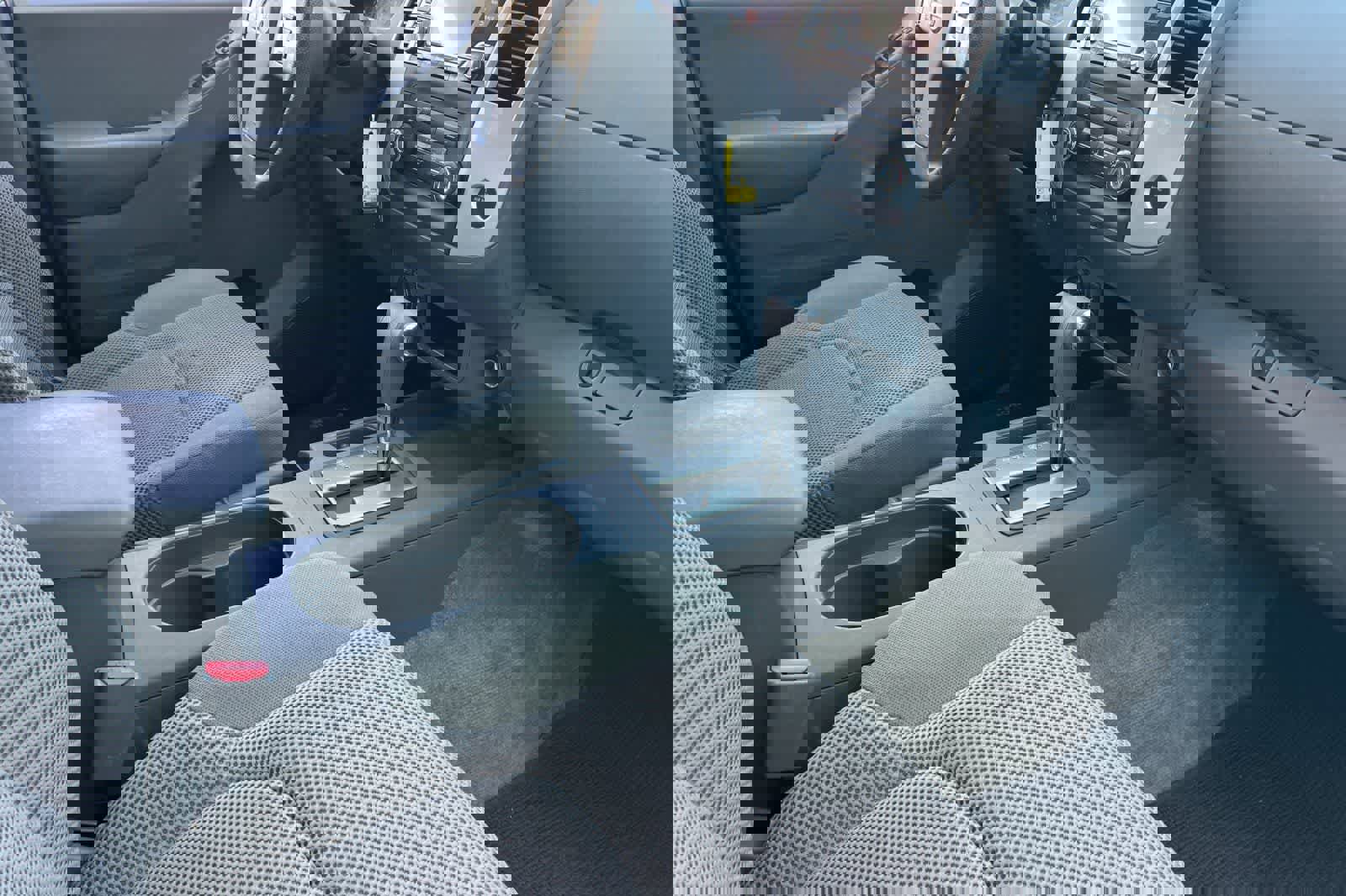 Used 2016 Nissan Frontier SV image 17