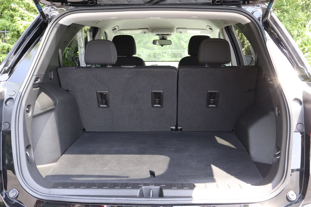 Certified 2021 Chevrolet Equinox LS w/ LS Convenience Package AWD/4WD image 46