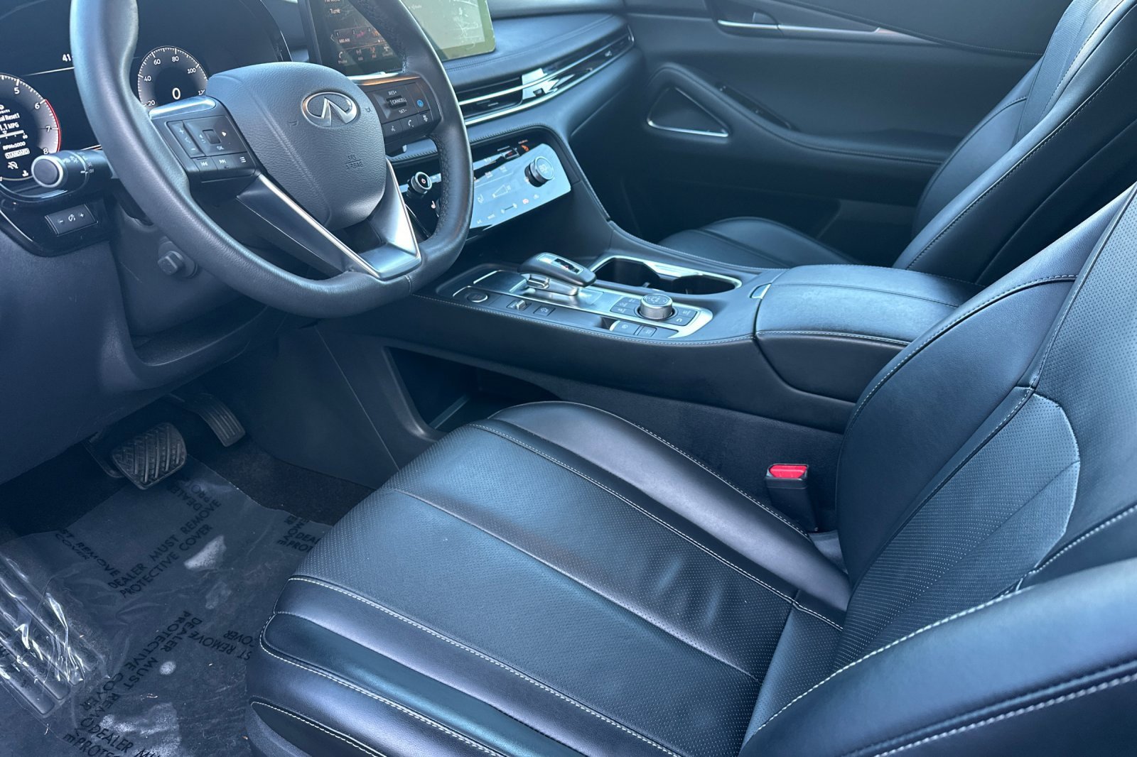 Certified 2025 INFINITI QX60 Luxe w/ Black Edition image 10