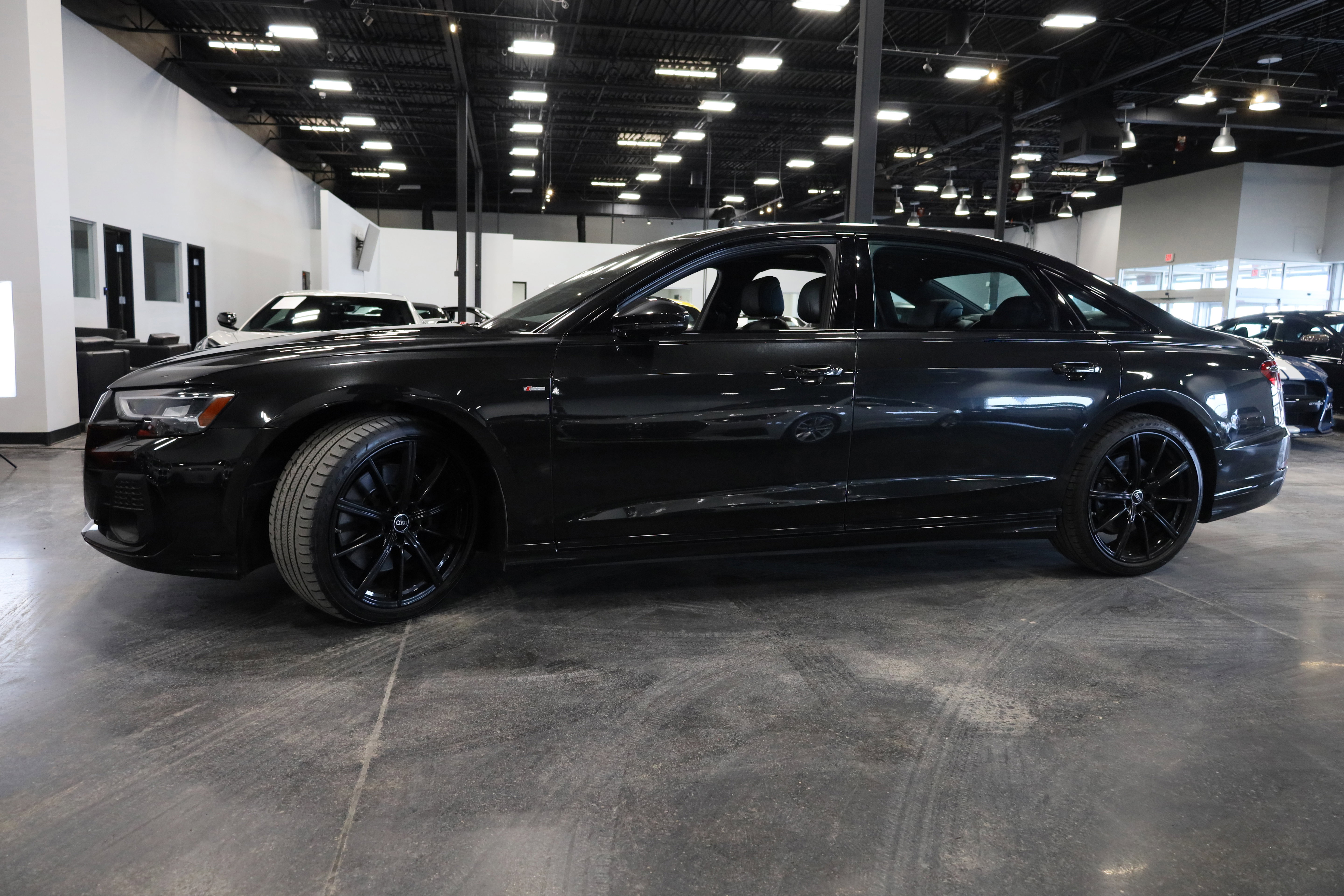 Used 2022 Audi A8 L 3.0T w/ Executive Package image 9