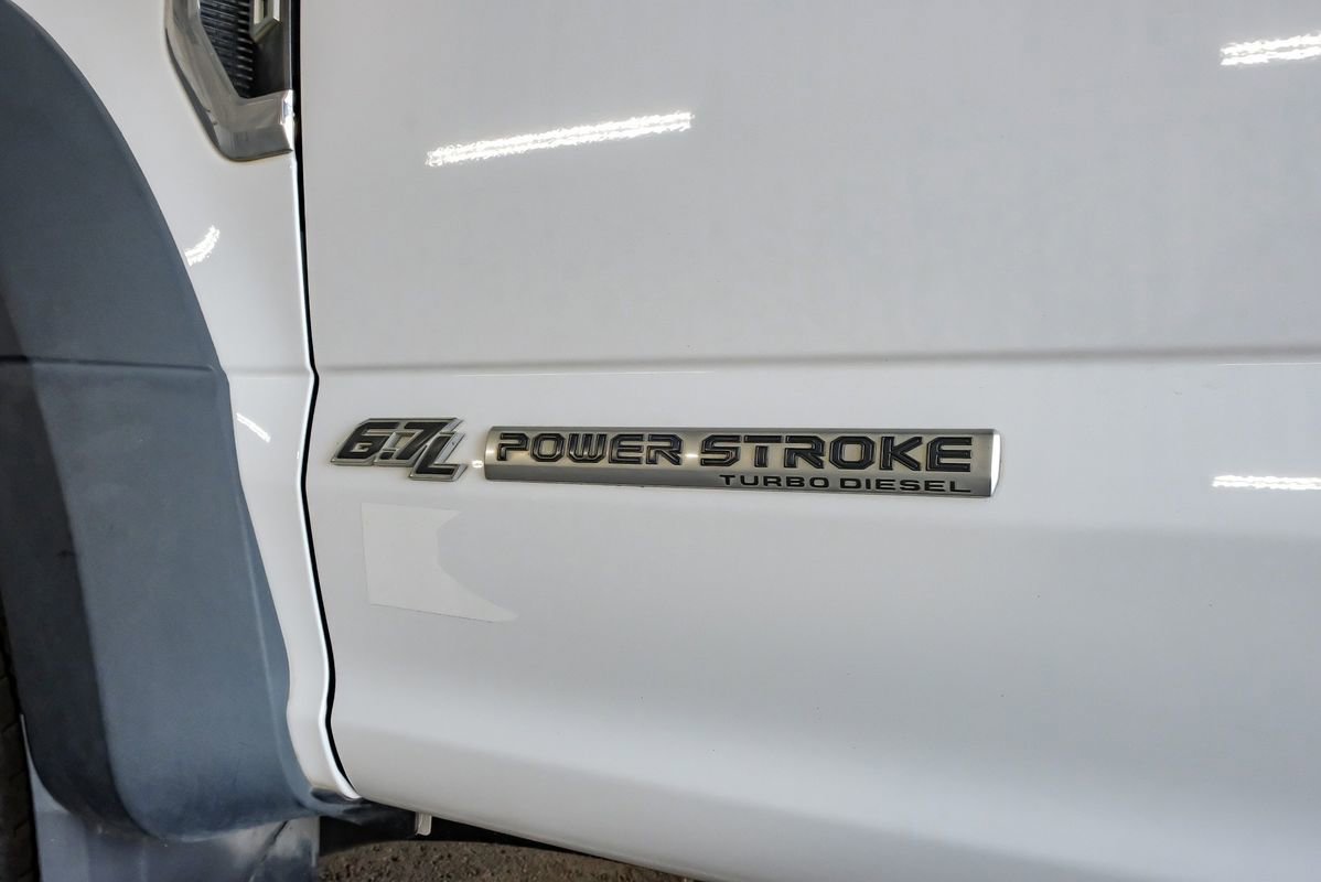 Used 2021 Ford F550 4x4 Crew Cab Super Duty w/ Power Equipment Group image 50