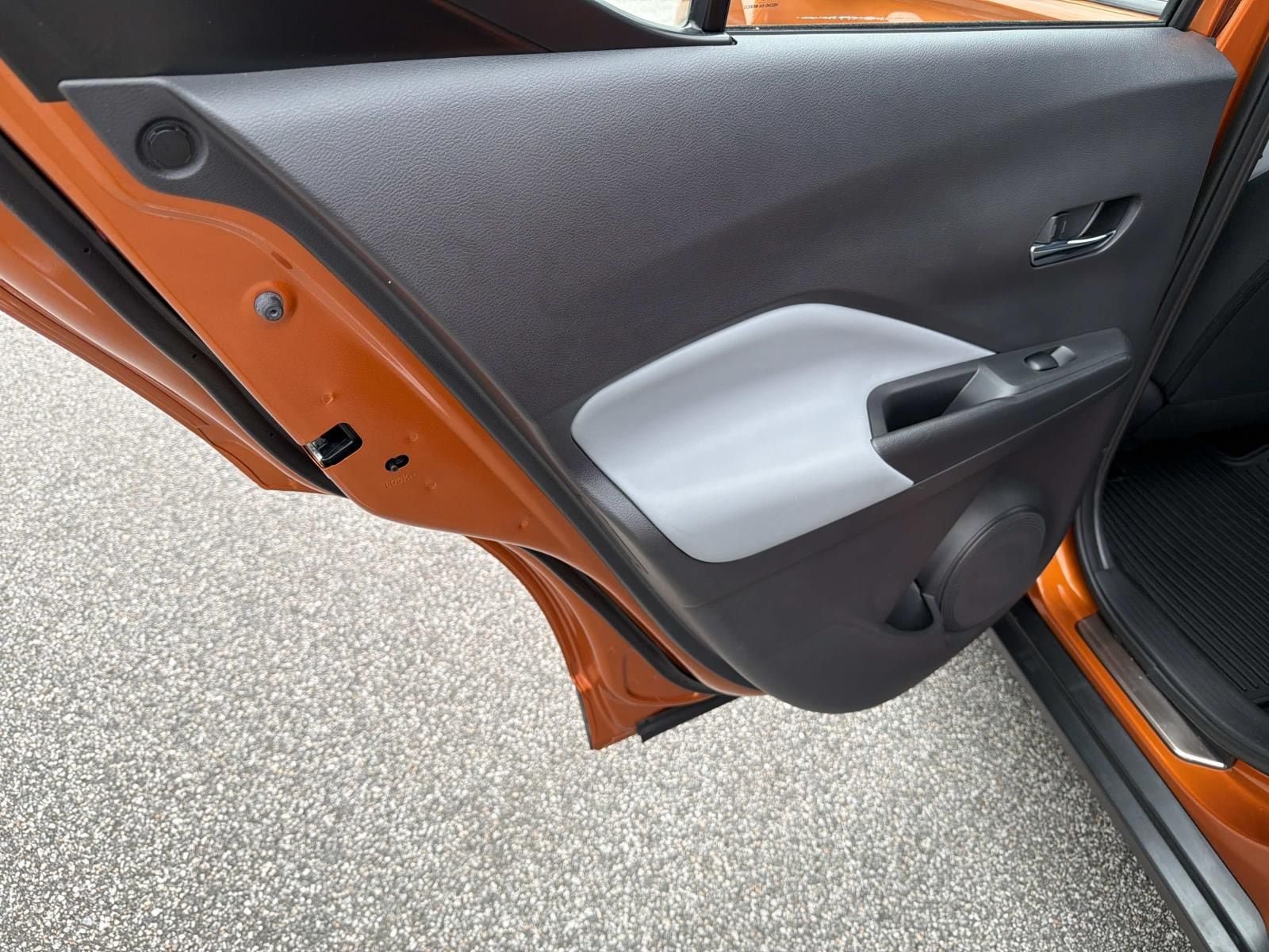 Used 2021 Nissan Kicks SR w/ SR Premium Package FWD image 21