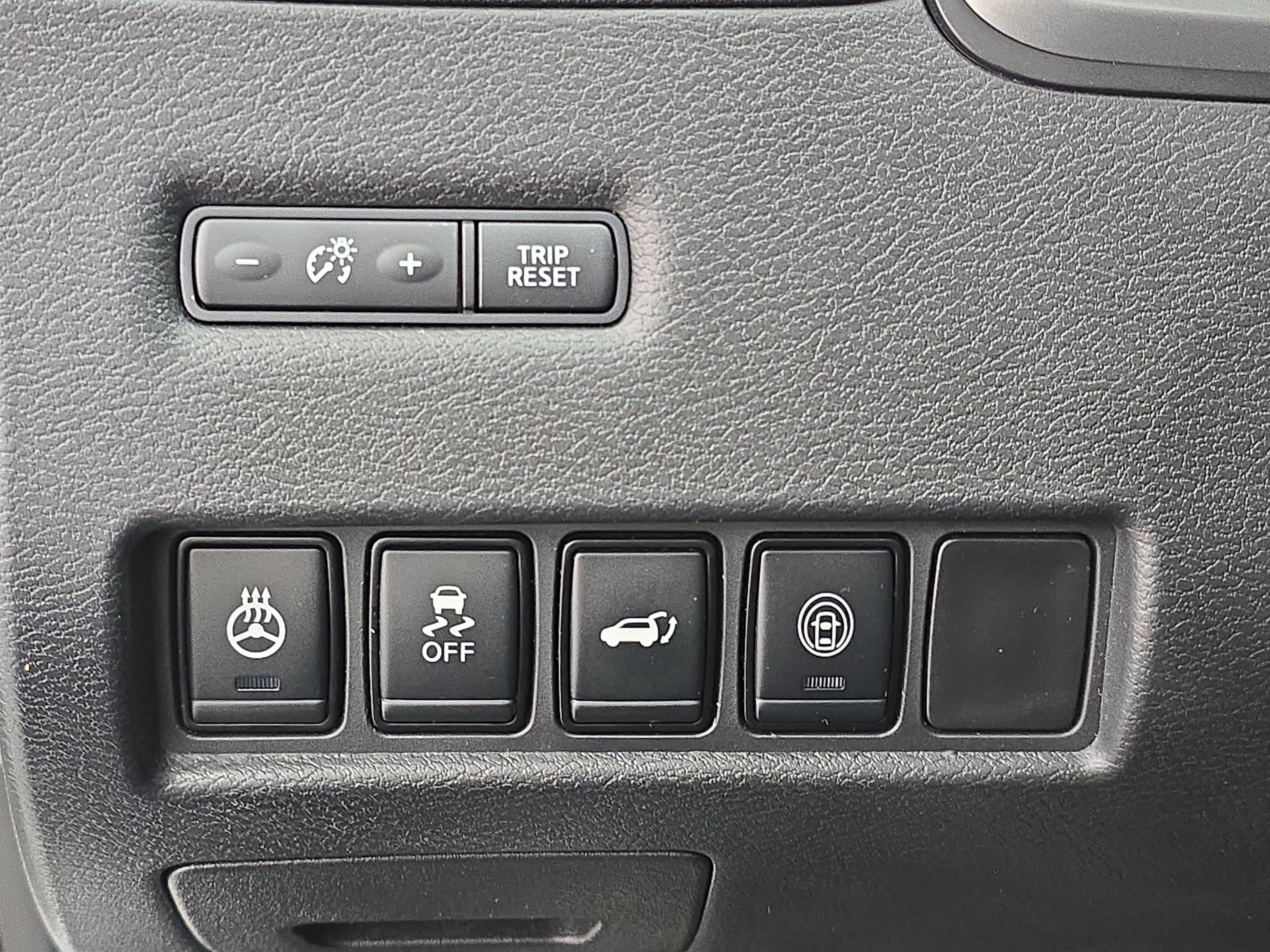 Used 2022 Nissan Murano Platinum w/ Cargo Package image 26