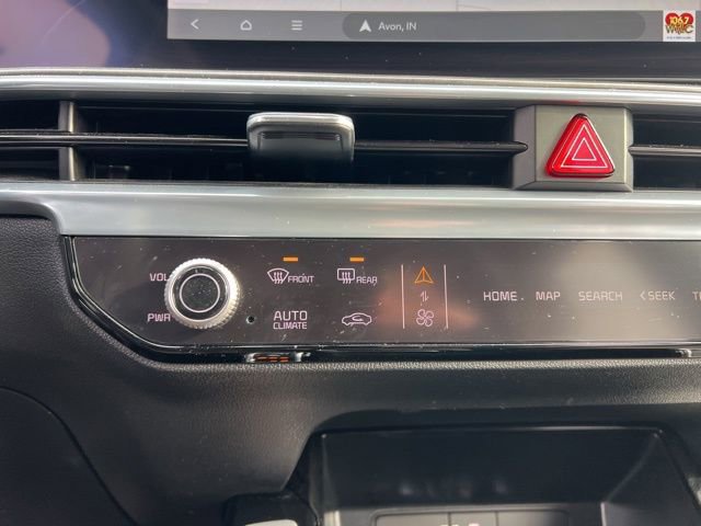 Certified 2025 Kia Sorento SX Prestige w/ Olive Brown Leather Package image 24