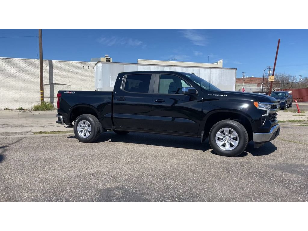 Certified 2026 Chevrolet Silverado 1500 LT AWD/4WD image 4