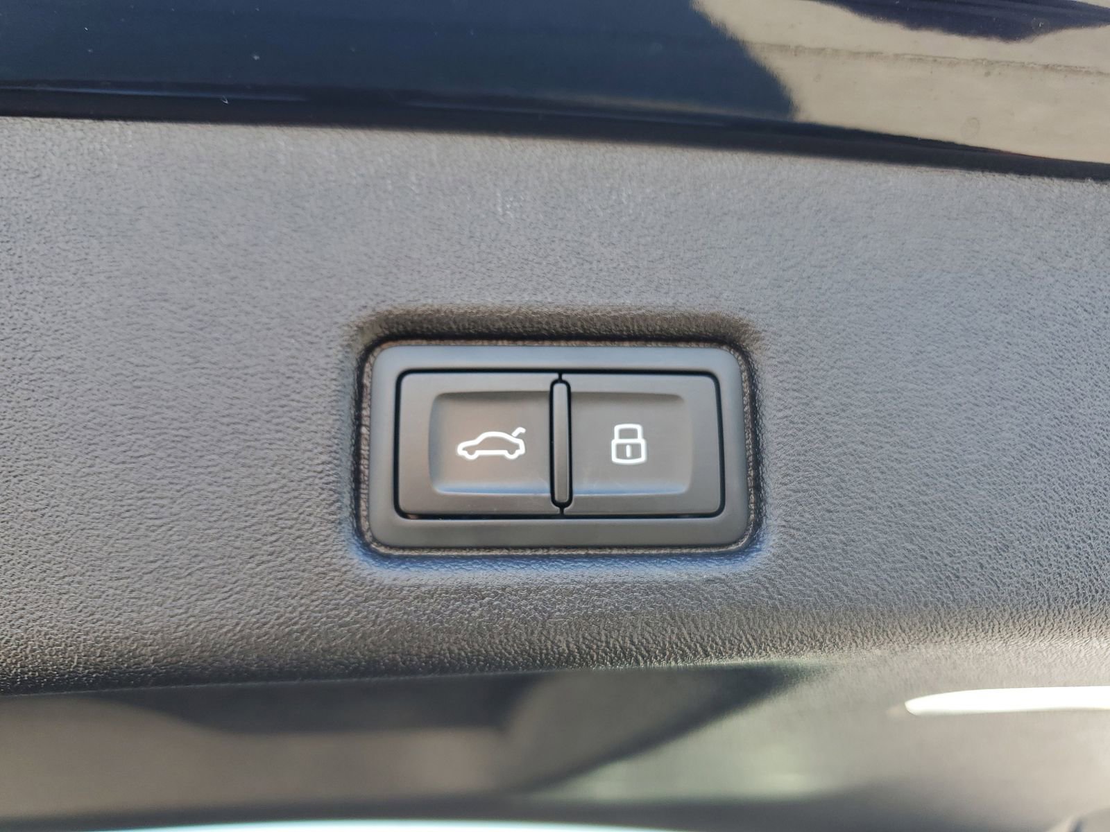 Used 2025 Audi Q5 Premium Plus w/ Premium Plus image 10