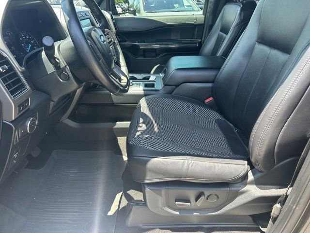 Used 2020 Ford Expedition XLT w/ Equipment Group 202A RWD image 10