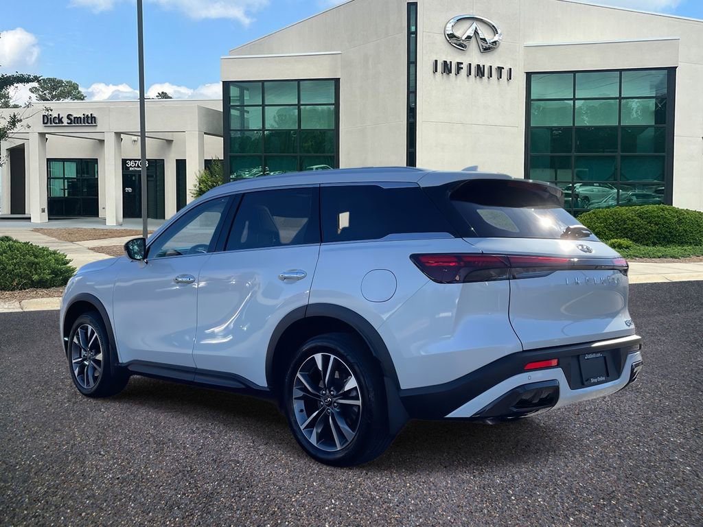 Used 2025 INFINITI QX60 Luxe image 4