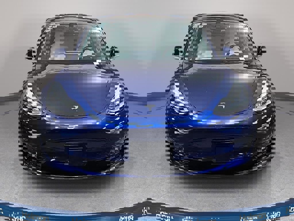 Used 2018 Tesla Model 3 Long Range image 3