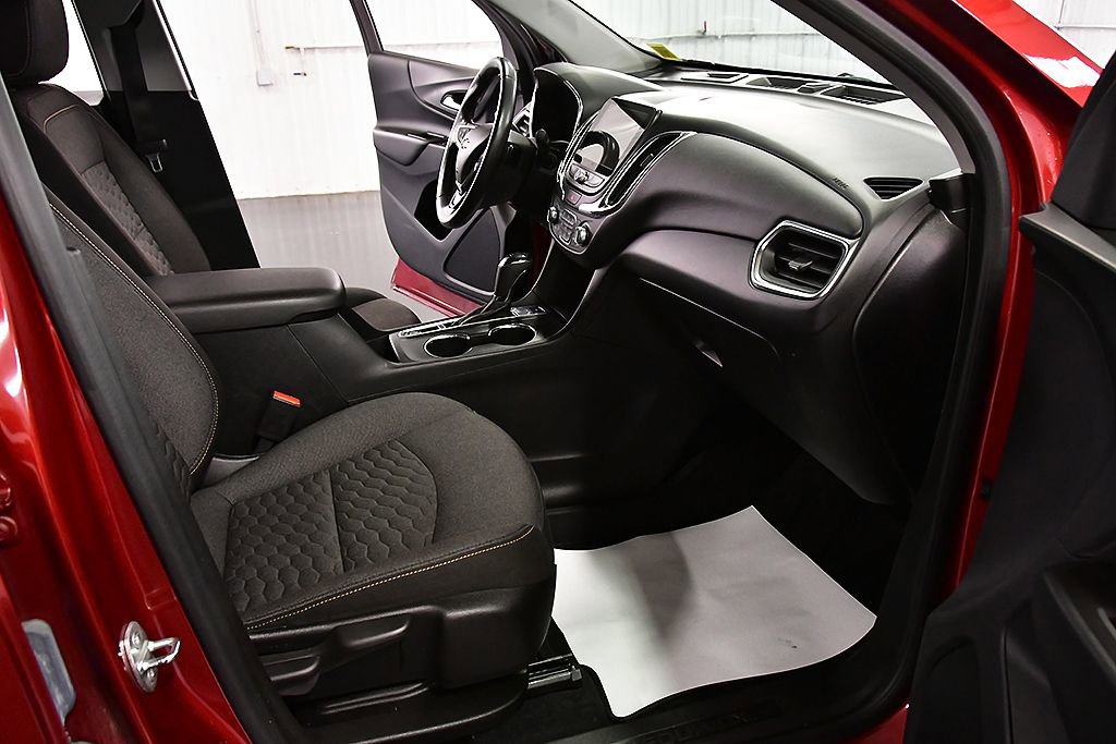 Used 2020 Chevrolet Equinox LT image 28