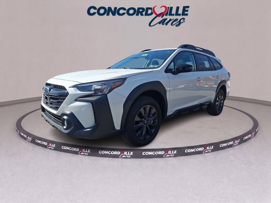 Used 2025 Subaru Outback Onyx Edition AWD/4WD image 4