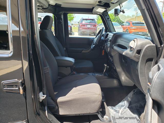 Used 2017 Jeep Wrangler Unlimited Sport w/ Quick Order Package 24S AWD/4WD image 18