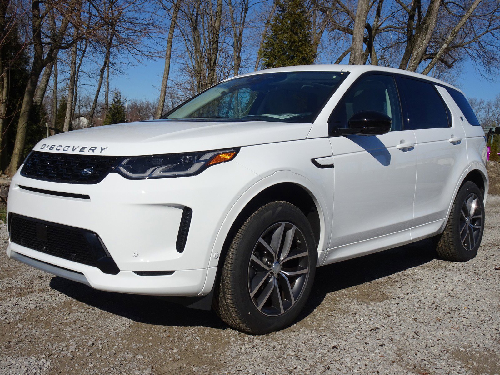 New 2025 Land Rover Discovery Sport S image 8