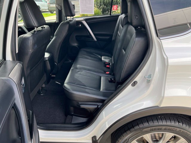 Used 2016 Toyota RAV4 Limited AWD/4WD image 31
