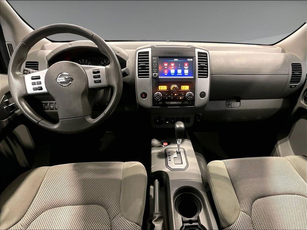 Used 2020 Nissan Frontier SV image 17