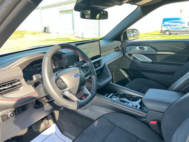 Used 2025 Ford Explorer ST w/ Sun And Sound Package AWD/4WD image 37