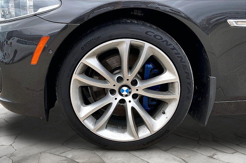 Used 2015 BMW 535i xDrive Sedan AWD/4WD image 31