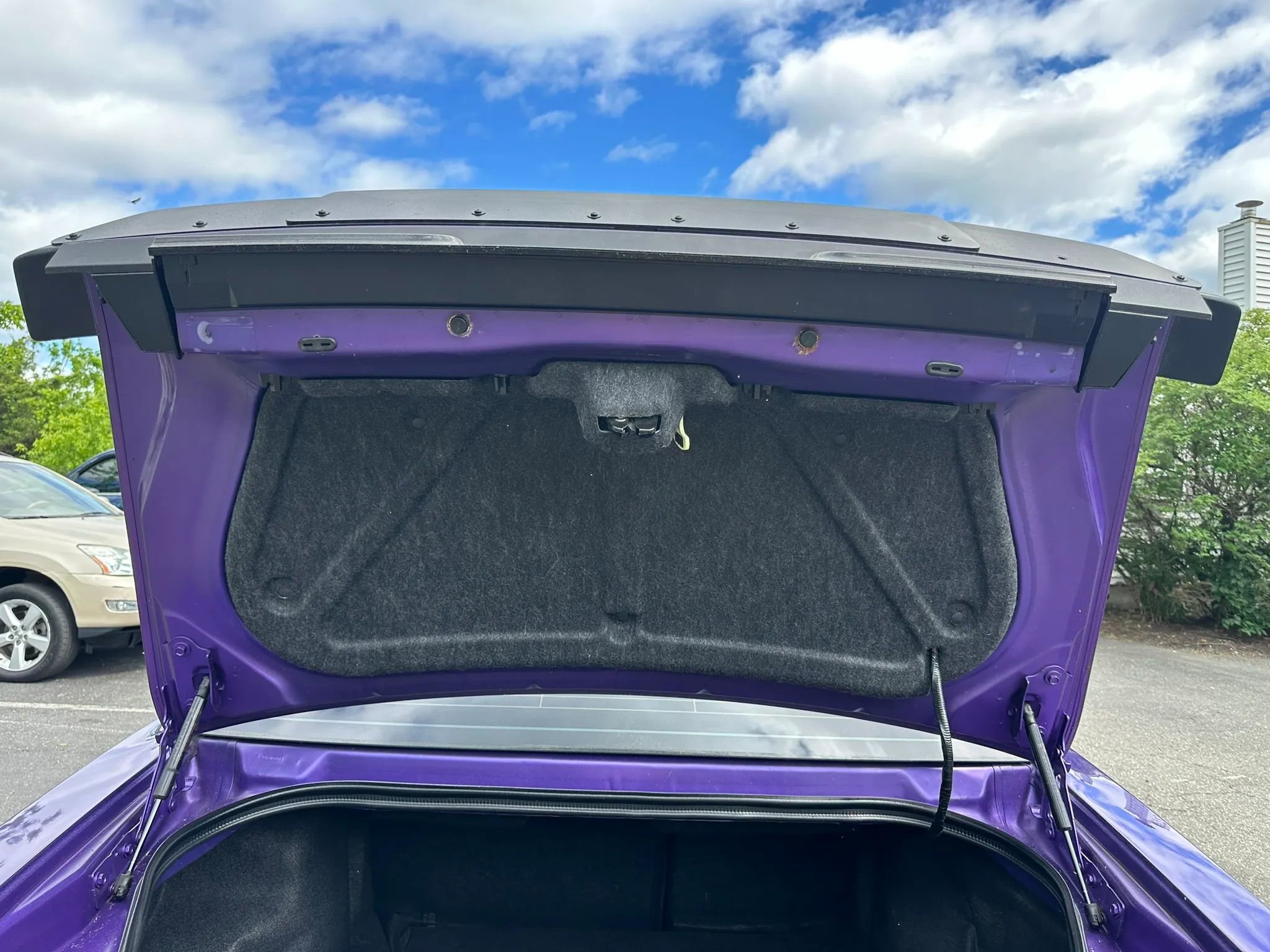 Used 2019 Dodge Challenger R/T w/ Blacktop Package RWD image 30