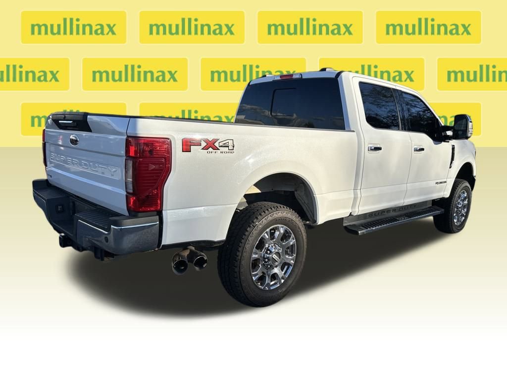 Used 2020 Ford F250 Lariat w/ Chrome Package image 2