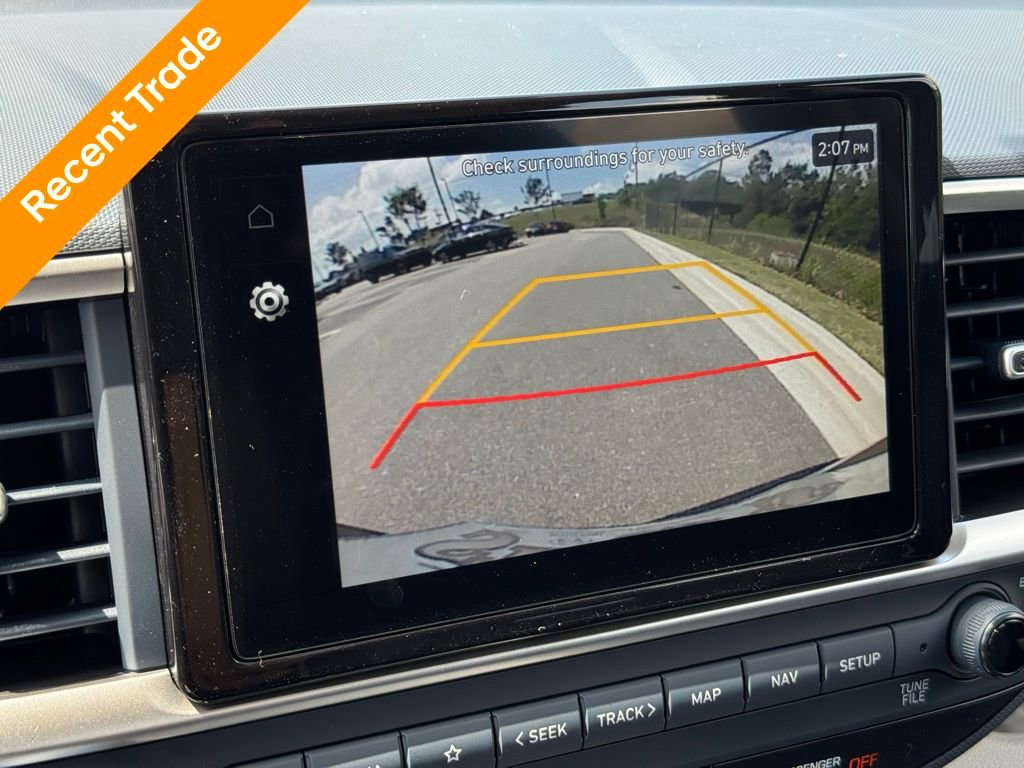 Certified 2025 Hyundai Venue Limited image 4