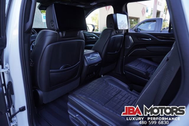 Used 2021 Cadillac Escalade Sport Platinum w/ LPO, ONYX Package image 88