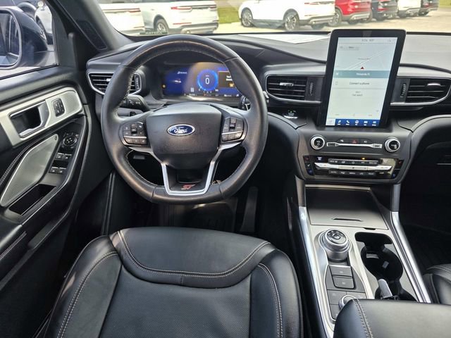 Used 2020 Ford Explorer ST w/ Premium Technology Package image 6