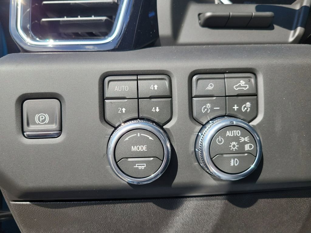 New 2026 GMC Sierra 2500 Denali w/ Denali Reserve Package image 25