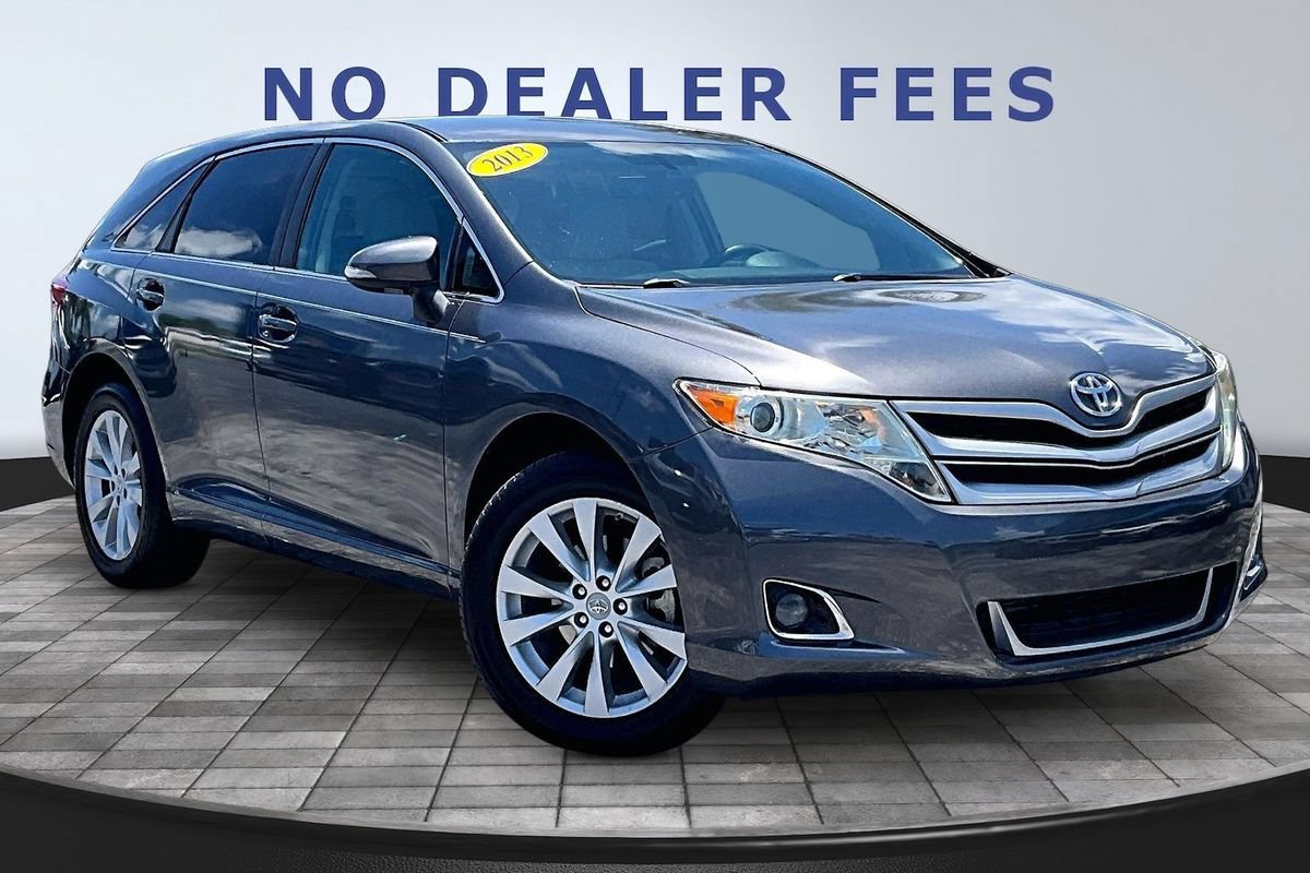 Used 2013 Toyota Venza LE FWD image 3