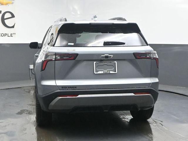 New 2026 Chevrolet Equinox LT w/ Convenience Package II FWD image 13